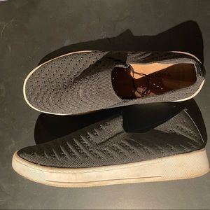 Women’s 8.5 Sonoma Shoes